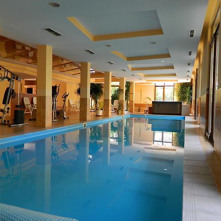 Mandarin Wellness Apartman Siófok Esterno foto