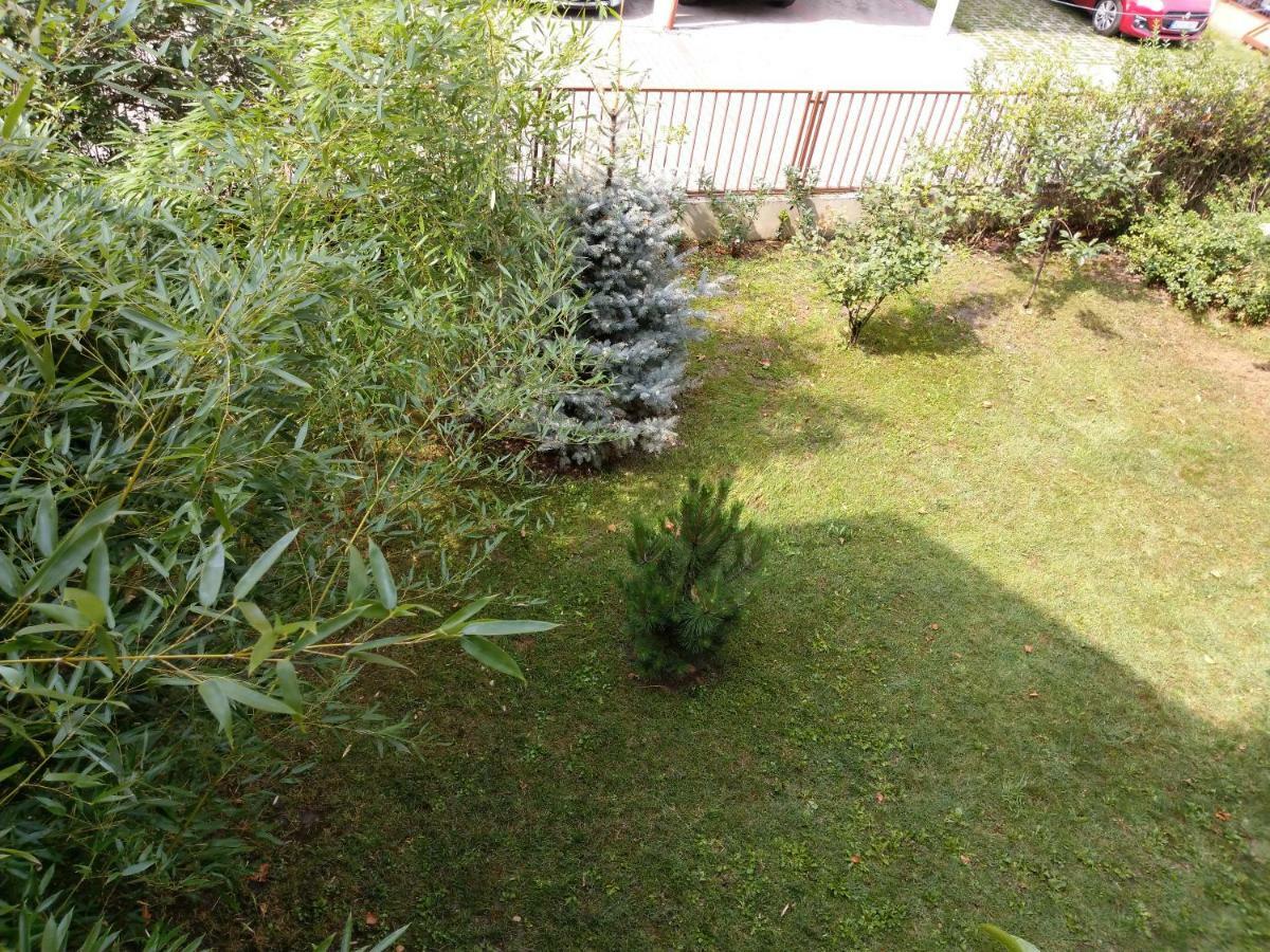 Mandarin Wellness Apartman Siófok Esterno foto