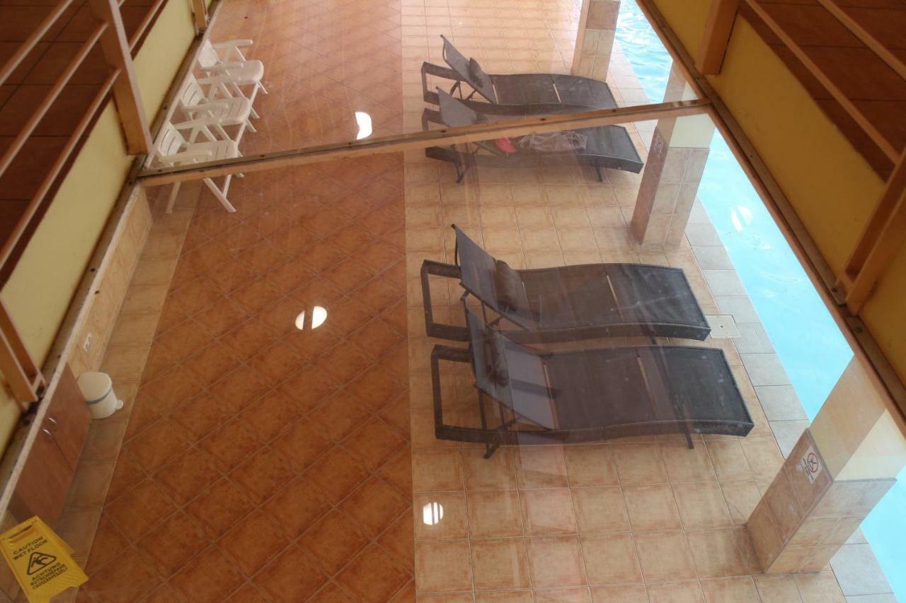Mandarin Wellness Apartman Siófok Esterno foto
